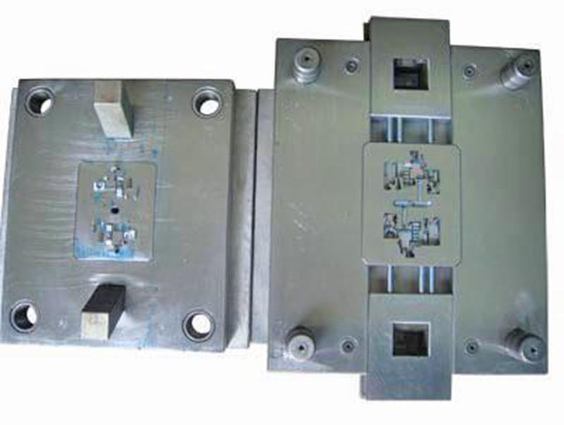 雁塔精密塑料模-01